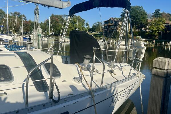 41ft Beneteau Yacht For Sale