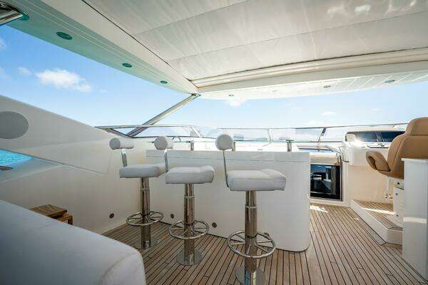 2011 Sunseeker 112
