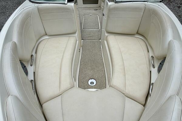 22ft Maxum Yacht For Sale