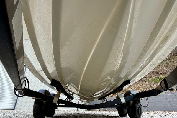 22ft Maxum Yacht For Sale