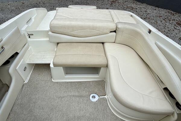 22ft Maxum Yacht For Sale