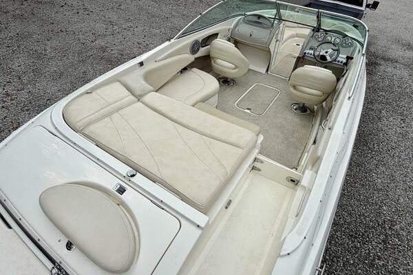 22ft Maxum Yacht For Sale