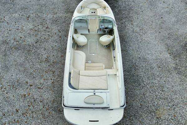 Photo of the 2007 Maxum 2200 SR3