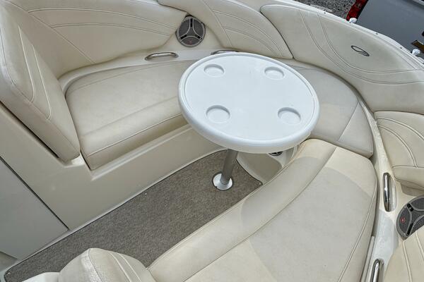 22ft Maxum Yacht For Sale