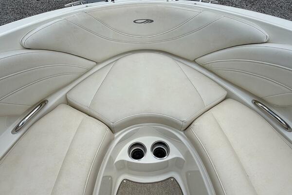 22ft Maxum Yacht For Sale