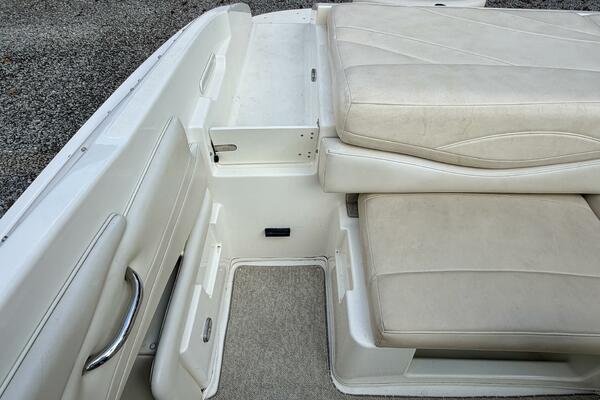 22ft Maxum Yacht For Sale