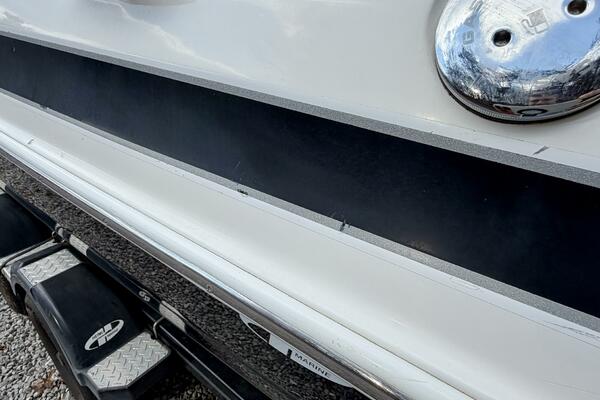 22ft Maxum Yacht For Sale