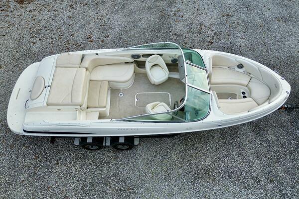 22ft Maxum Yacht For Sale