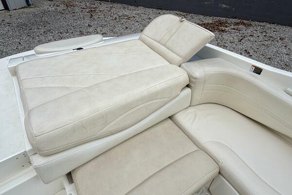 22ft Maxum Yacht For Sale