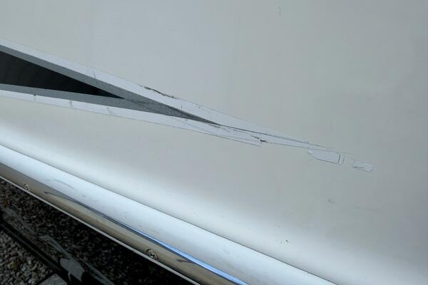 22ft Maxum Yacht For Sale