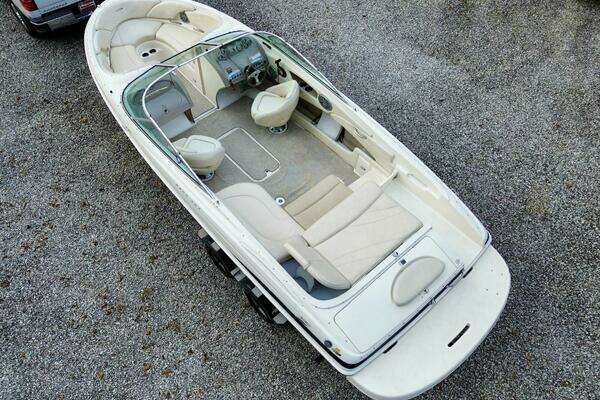 Photo of the 2007 Maxum 2200 SR3