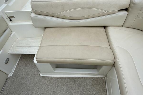 22ft Maxum Yacht For Sale