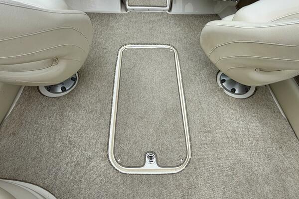 22ft Maxum Yacht For Sale