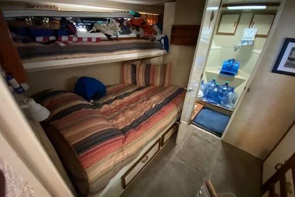 Moonriver 45ft Chris Craft Yacht For Sale