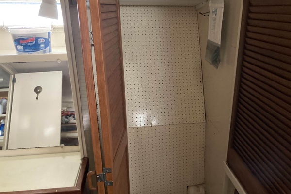 Moonriver 45ft Chris Craft Yacht For Sale