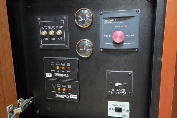 Always Friday 44ft Cruisers Yachts Yacht For Sale