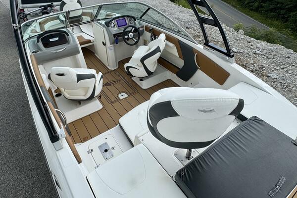 21ft Chaparral Yacht For Sale