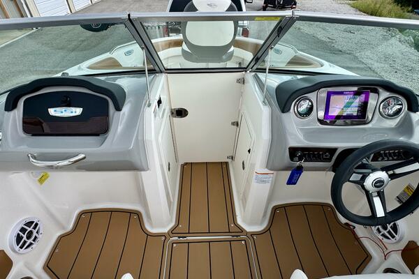 21ft Chaparral Yacht For Sale