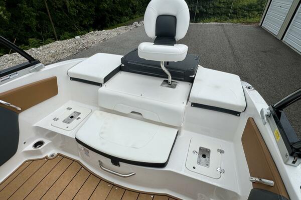 21ft Chaparral Yacht For Sale