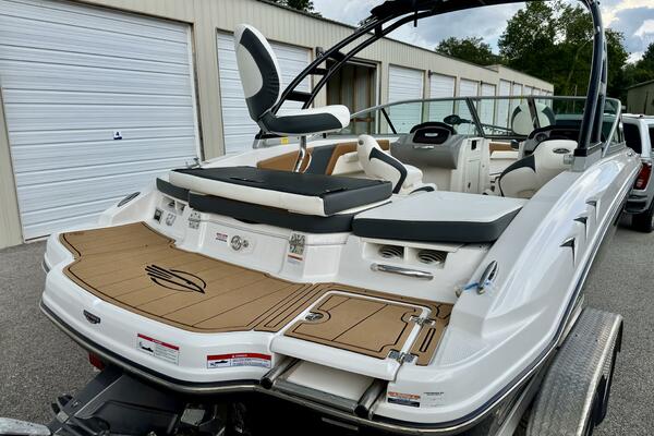 21ft Chaparral Yacht For Sale