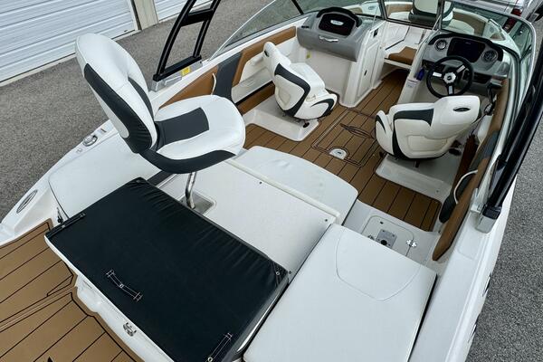 21ft Chaparral Yacht For Sale