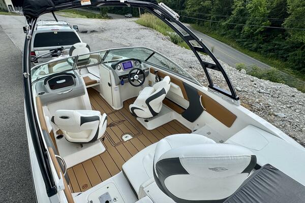 21ft Chaparral Yacht For Sale