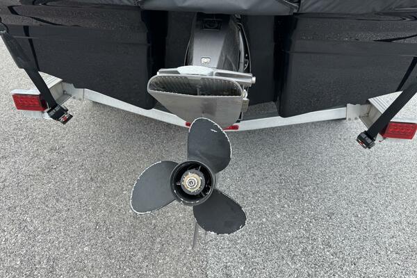 21ft Chaparral Yacht For Sale