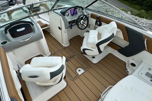 21ft Chaparral Yacht For Sale