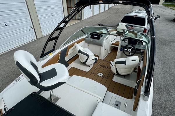 21ft Chaparral Yacht For Sale