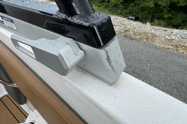 21ft Chaparral Yacht For Sale