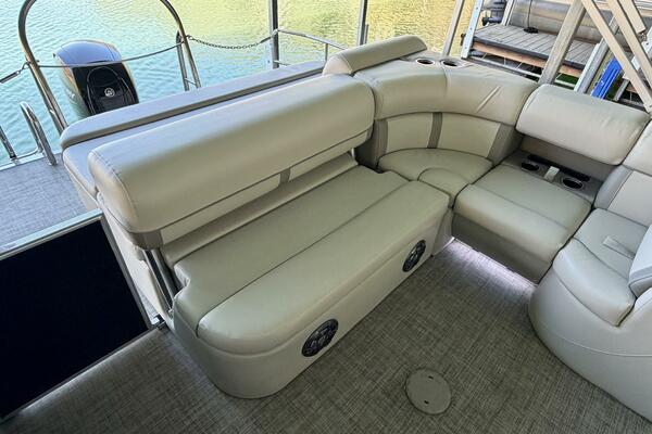 23ft Harris Yacht For Sale