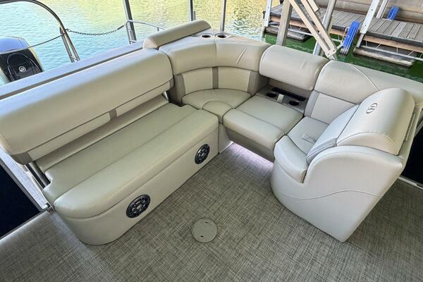 23ft Harris Yacht For Sale