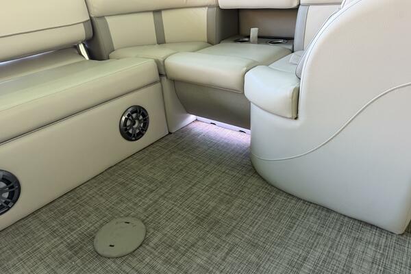 23ft Harris Yacht For Sale