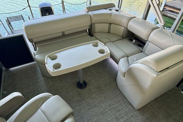 23ft Harris Yacht For Sale