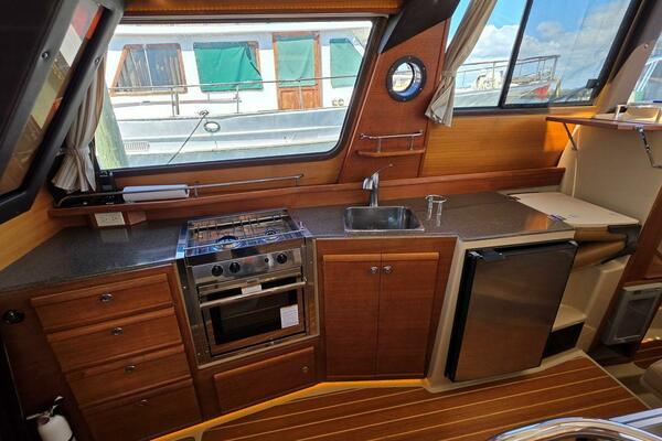 Dizzy Alice 29ft Ranger Tugs Yacht For Sale