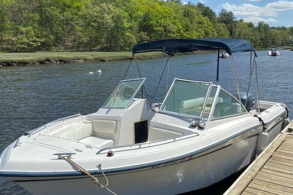 22ft Grady White Yacht For Sale