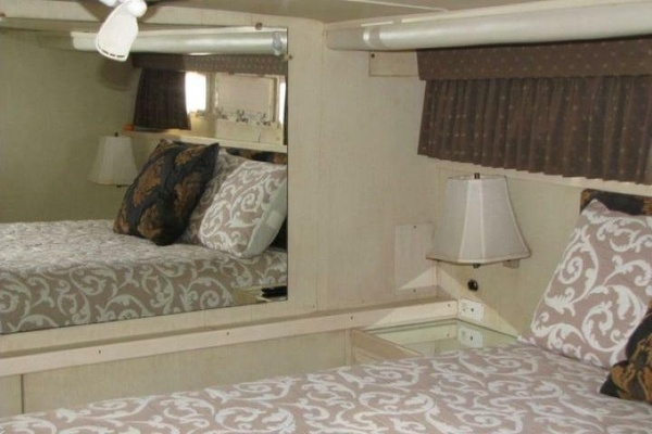 Life After land 55ft Chris Craft Yacht For Sale
