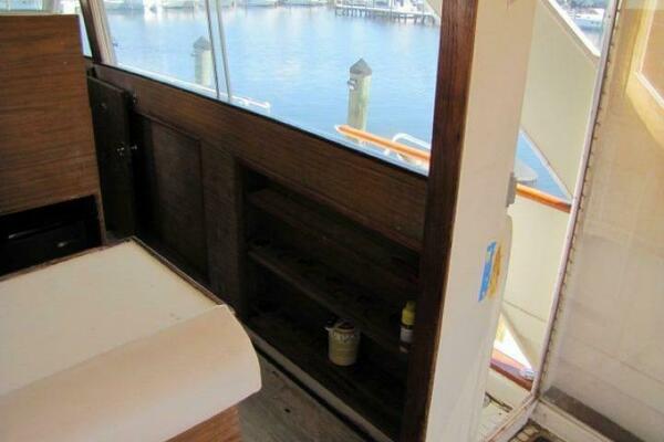Life After land 55ft Chris Craft Yacht For Sale