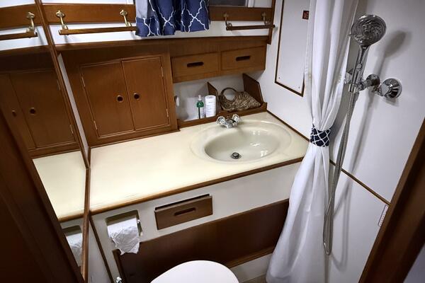 COCONUT 42ft Grand Banks Yacht For Sale