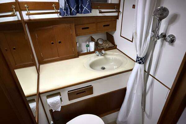Grand Banks 42 Classic Yacht For Sale