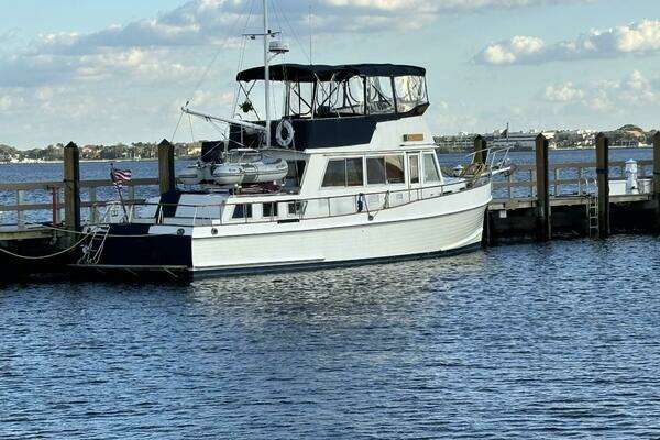 Photo of the 1991 Grand Banks 42 Classic "COCONUT"