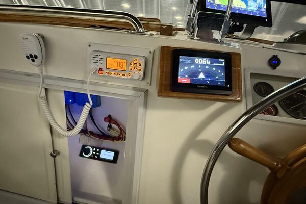 COCONUT 42ft Grand Banks Yacht For Sale