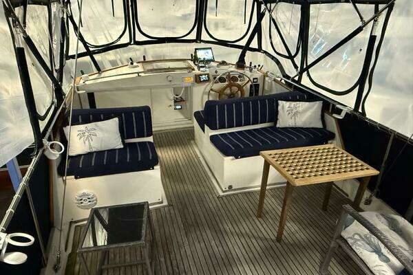 Grand Banks 42 Classic Yacht For Sale