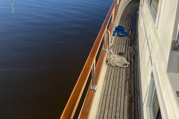 COCONUT 42ft Grand Banks Yacht For Sale