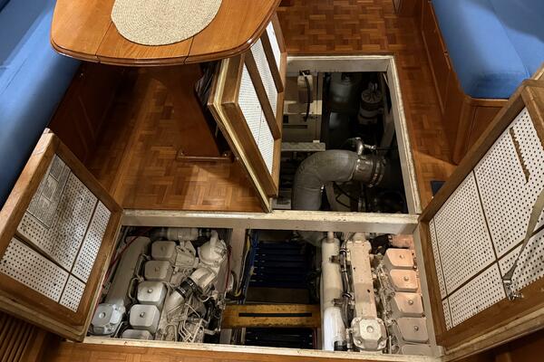 COCONUT 42ft Grand Banks Yacht For Sale