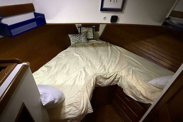 Grand Banks 42 Classic Yacht For Sale