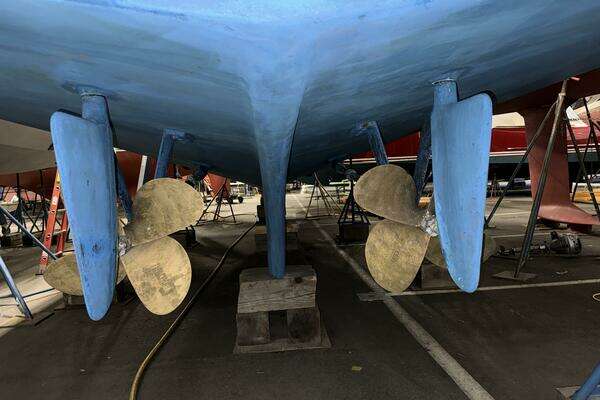 Grand Banks 42 Classic Yacht For Sale