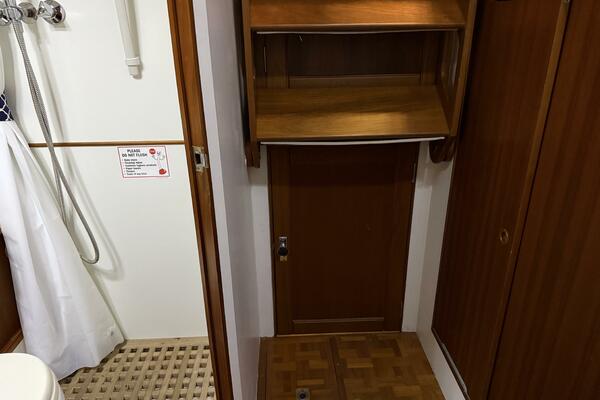 COCONUT 42ft Grand Banks Yacht For Sale