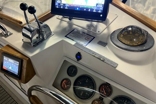 COCONUT 42ft Grand Banks Yacht For Sale