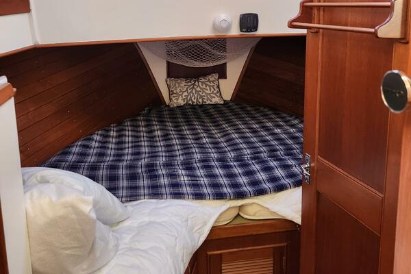 COCONUT 42ft Grand Banks Yacht For Sale